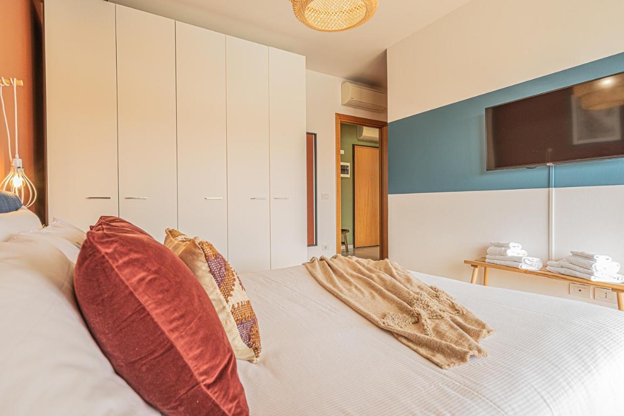 Hygge Family Apartment - One Step Away From The Lake!!! Sirmione Ngoại thất bức ảnh