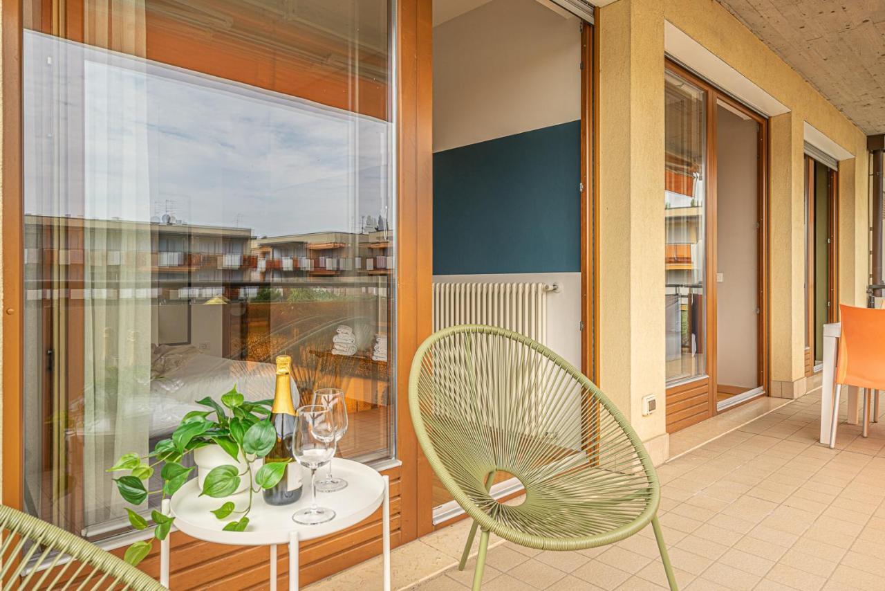 Hygge Family Apartment - One Step Away From The Lake!!! Sirmione Ngoại thất bức ảnh