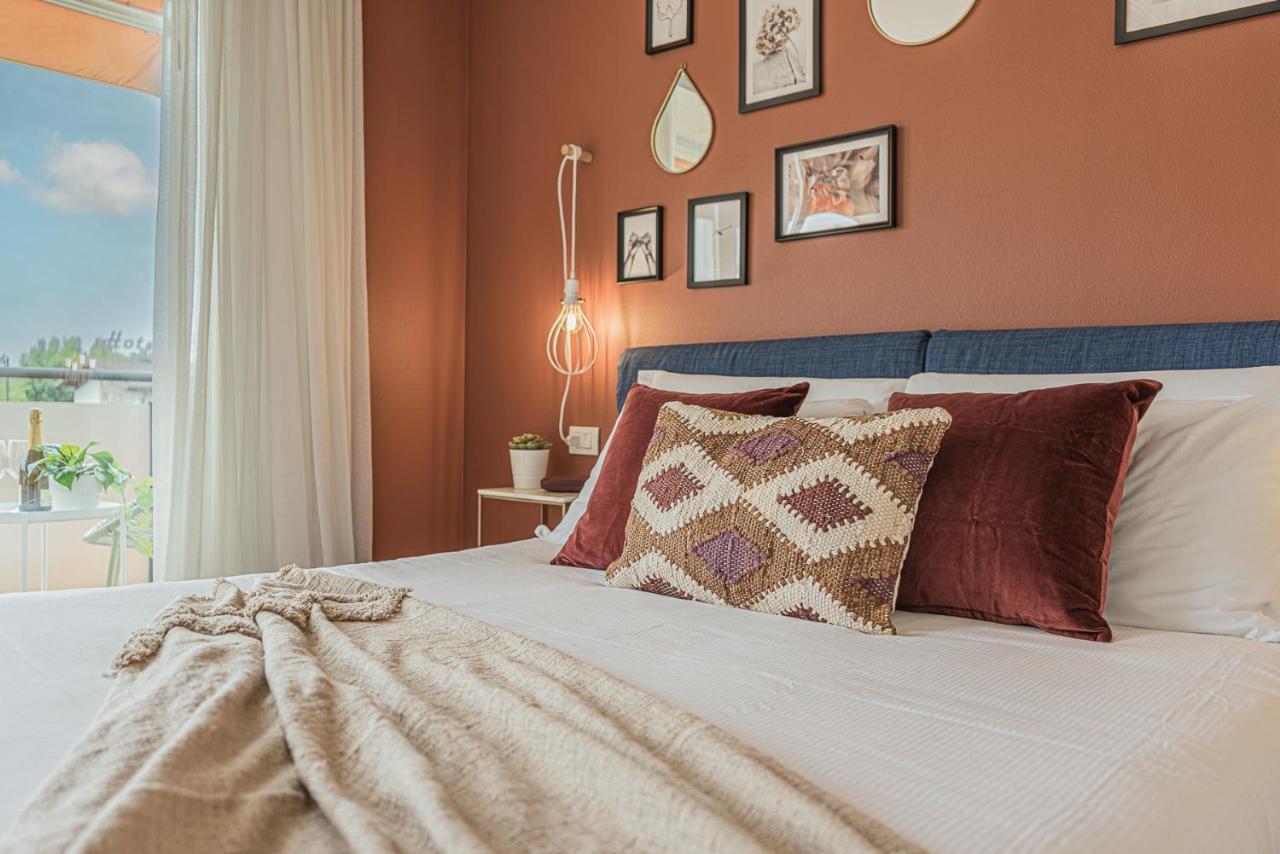 Hygge Family Apartment - One Step Away From The Lake!!! Sirmione Ngoại thất bức ảnh