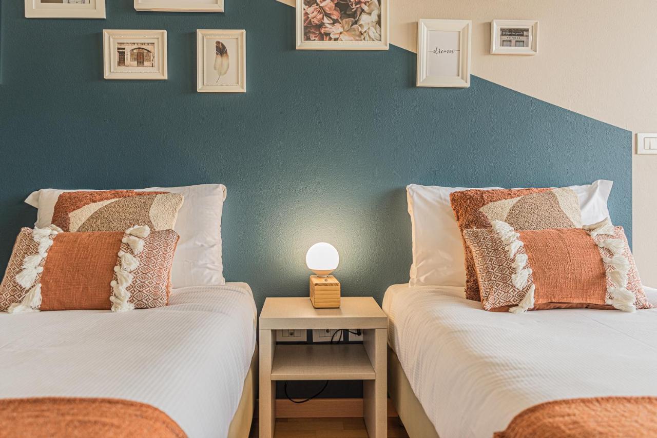 Hygge Family Apartment - One Step Away From The Lake!!! Sirmione Ngoại thất bức ảnh