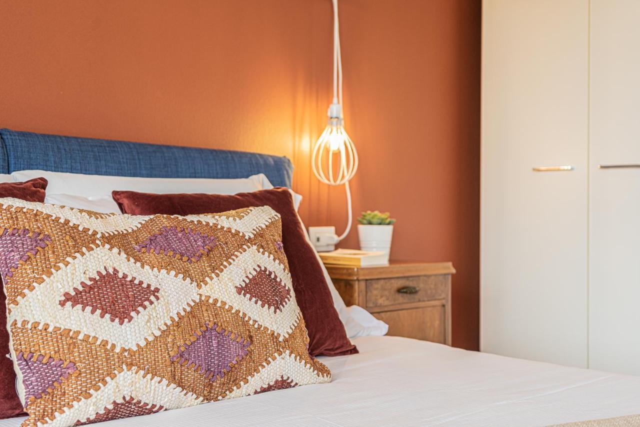 Hygge Family Apartment - One Step Away From The Lake!!! Sirmione Ngoại thất bức ảnh